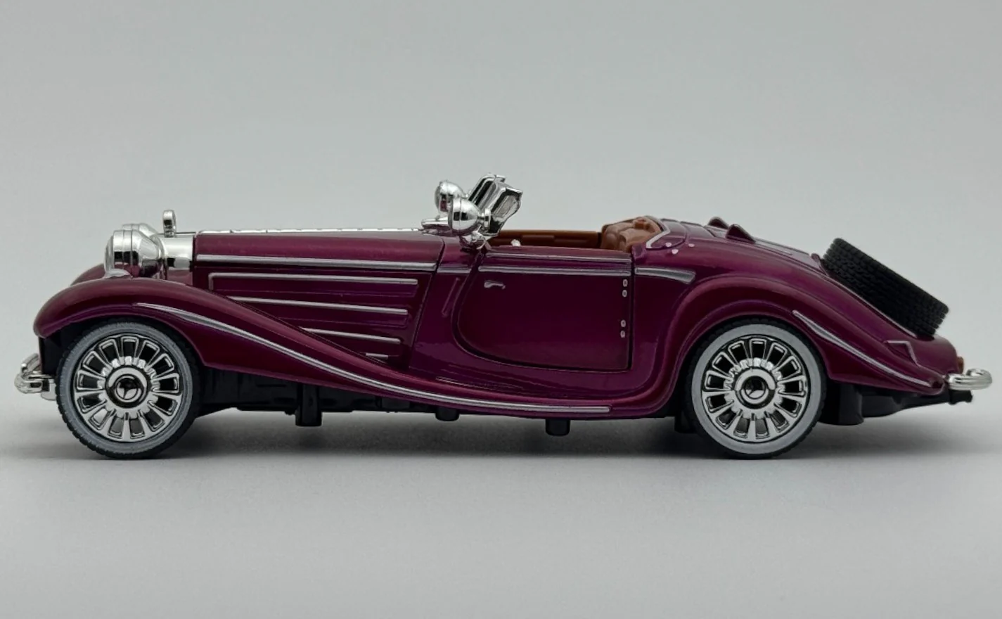 1936 Mercedes Benz 500K 1:24 Roadster Diecast Scale Model Car Collectible